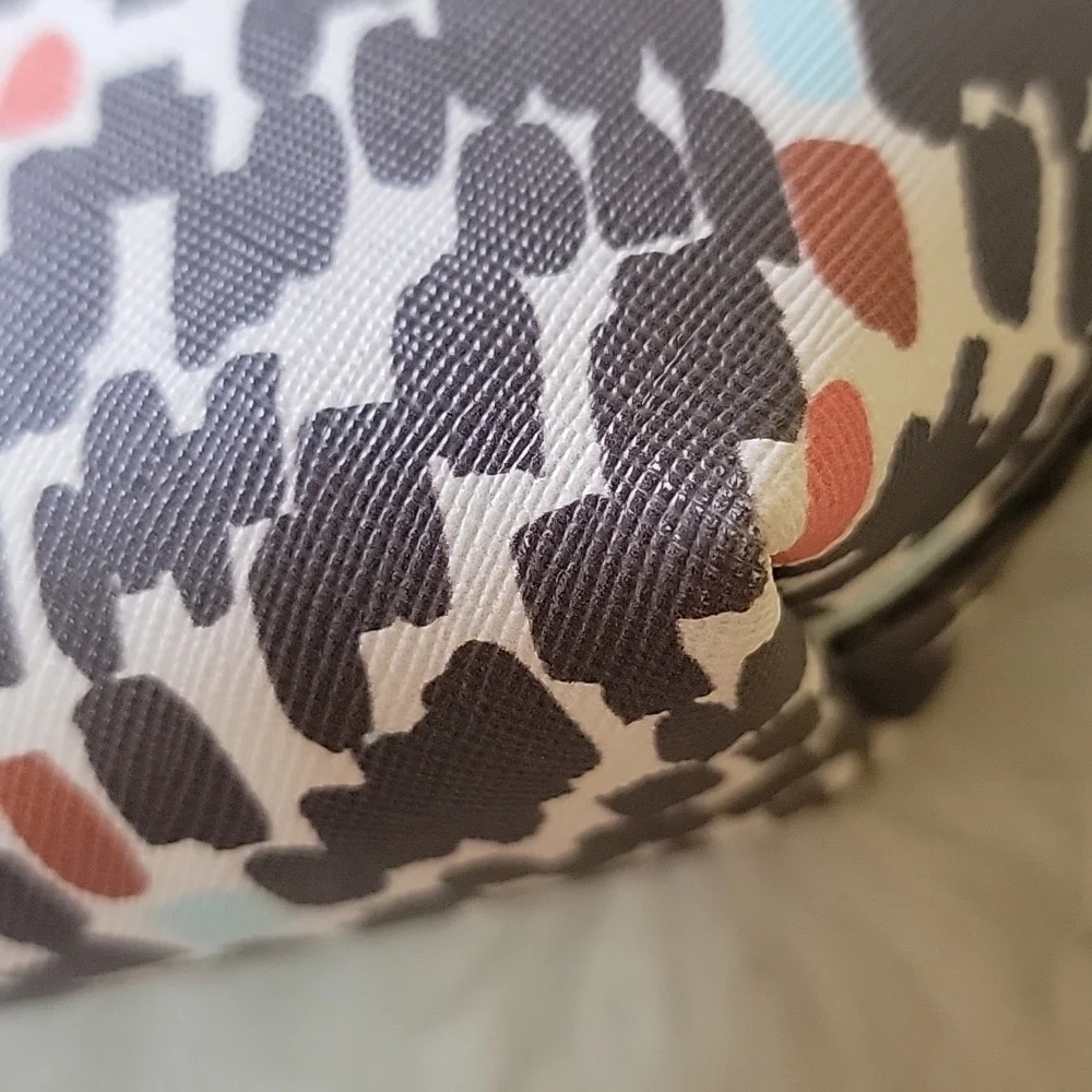 SPARTINA Retreat Clam Shape Gray Scallop Edge Zip Boho Make Up Beauty Travel Bag